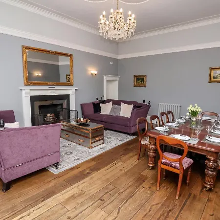 The Stables And West Wing