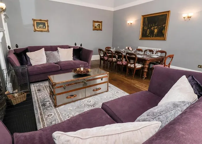 Holiday home The Stables And West Wing York