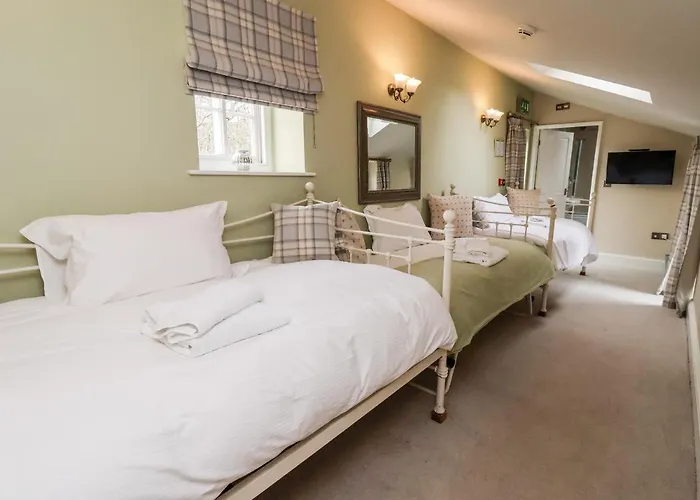 Holiday home The Stables And West Wing York