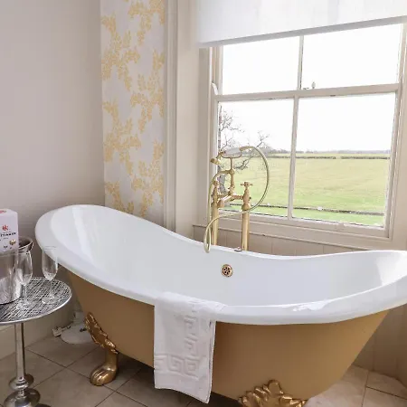 The Stables And West Wing *