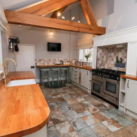 The Stables And West Wing *