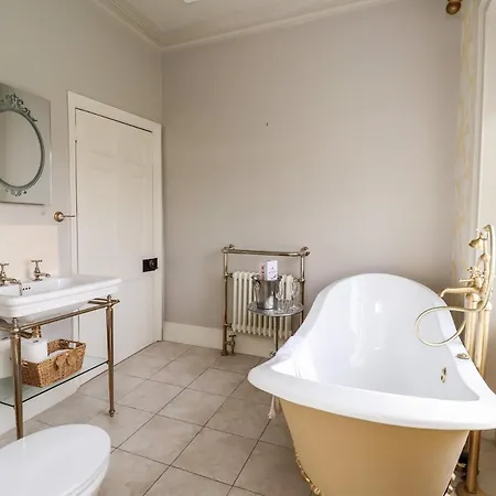 펜션 The Stables And West Wing *